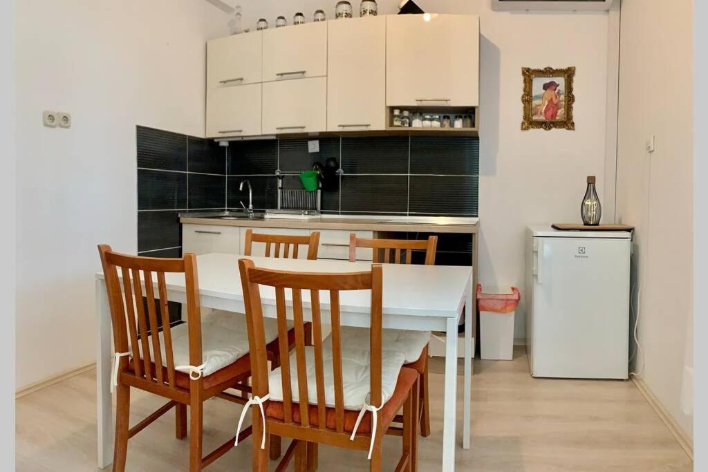 Summer Apartment 4 Makarska Exterior foto